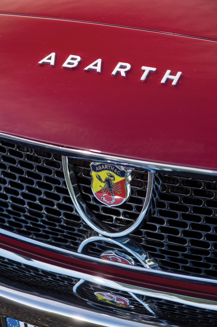 Логотип Fiat Abarth 2200 Coupe 1959 года  (фото 22 из 22)